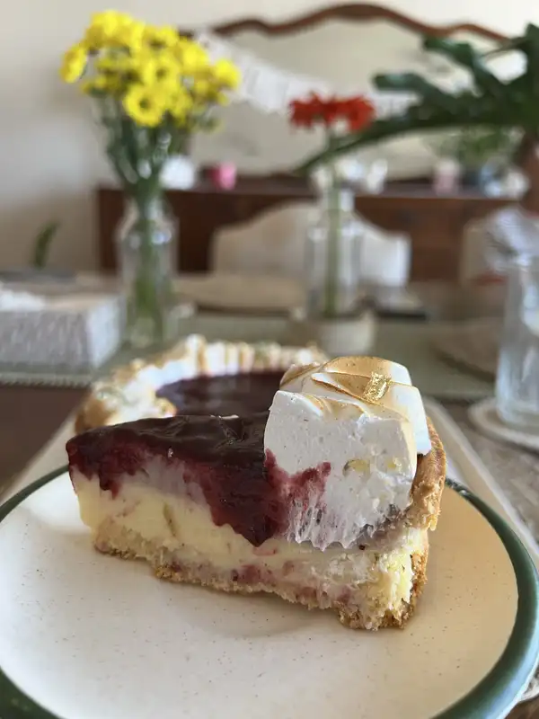 Porciones de la torta de cumpleaños de Agus